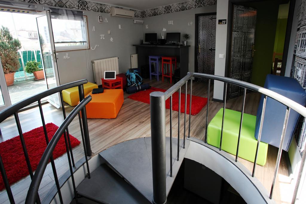 Hostel Bed&Coffee 360° Beograd Ngoại thất bức ảnh