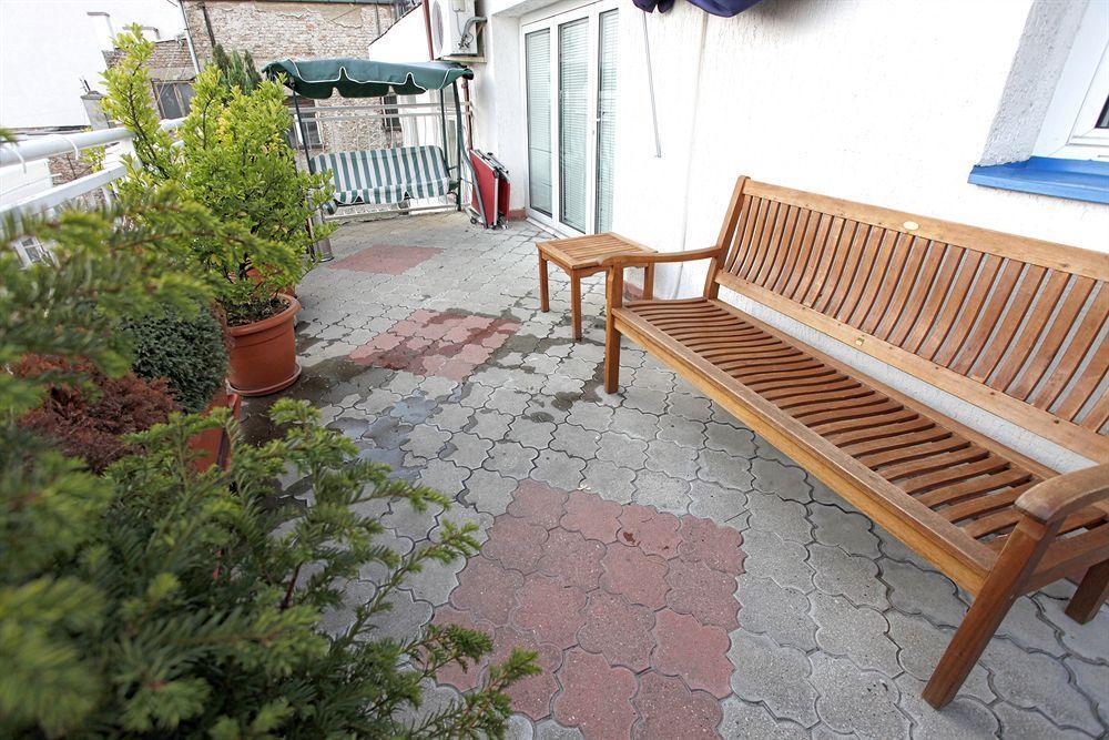 Hostel Bed&Coffee 360° Beograd Ngoại thất bức ảnh