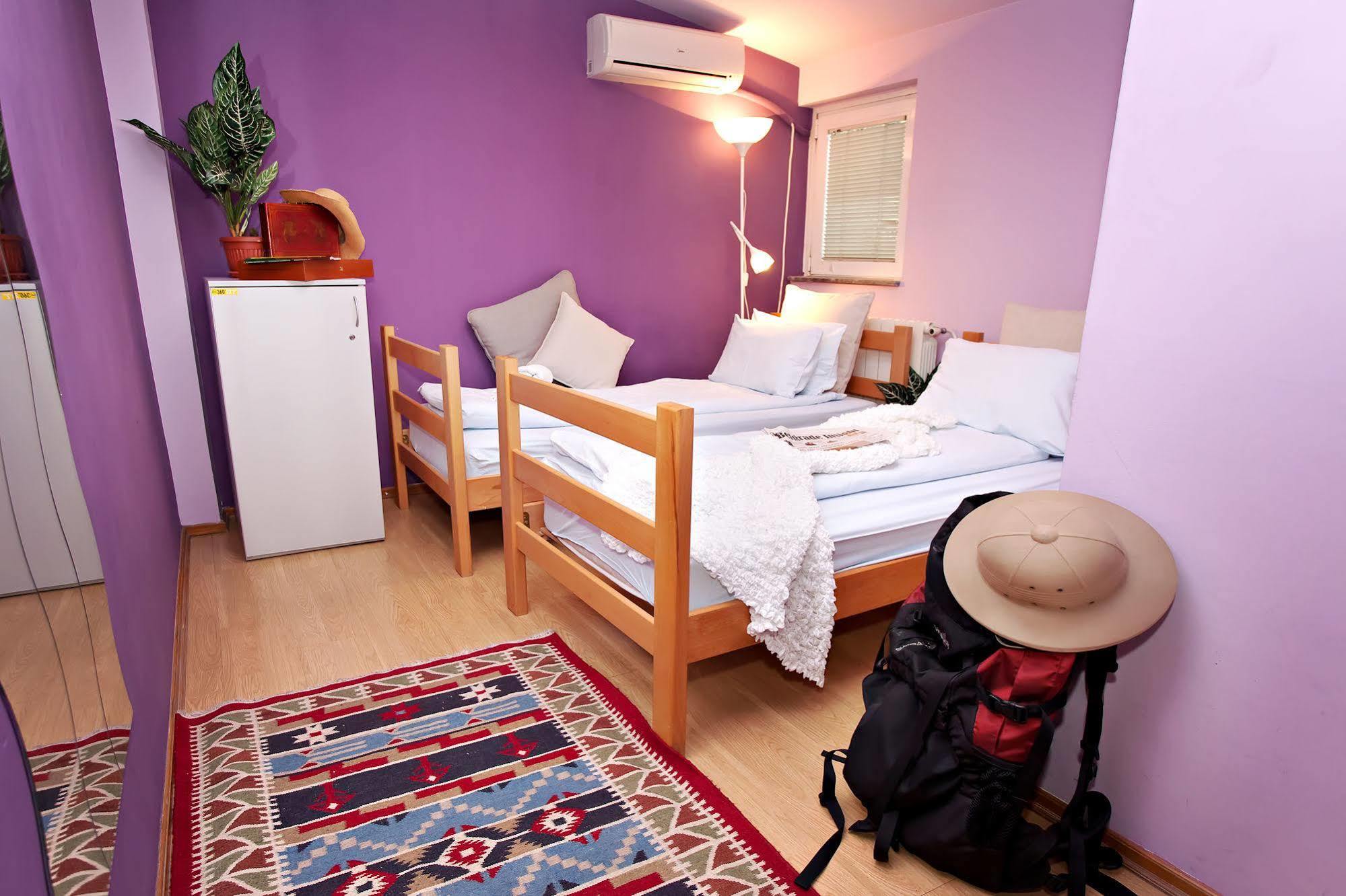 Hostel Bed&Coffee 360° Beograd Phòng bức ảnh