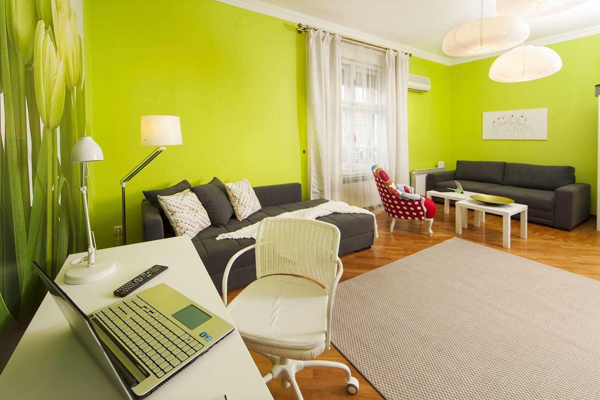 Hostel Bed&Coffee 360° Beograd Ngoại thất bức ảnh