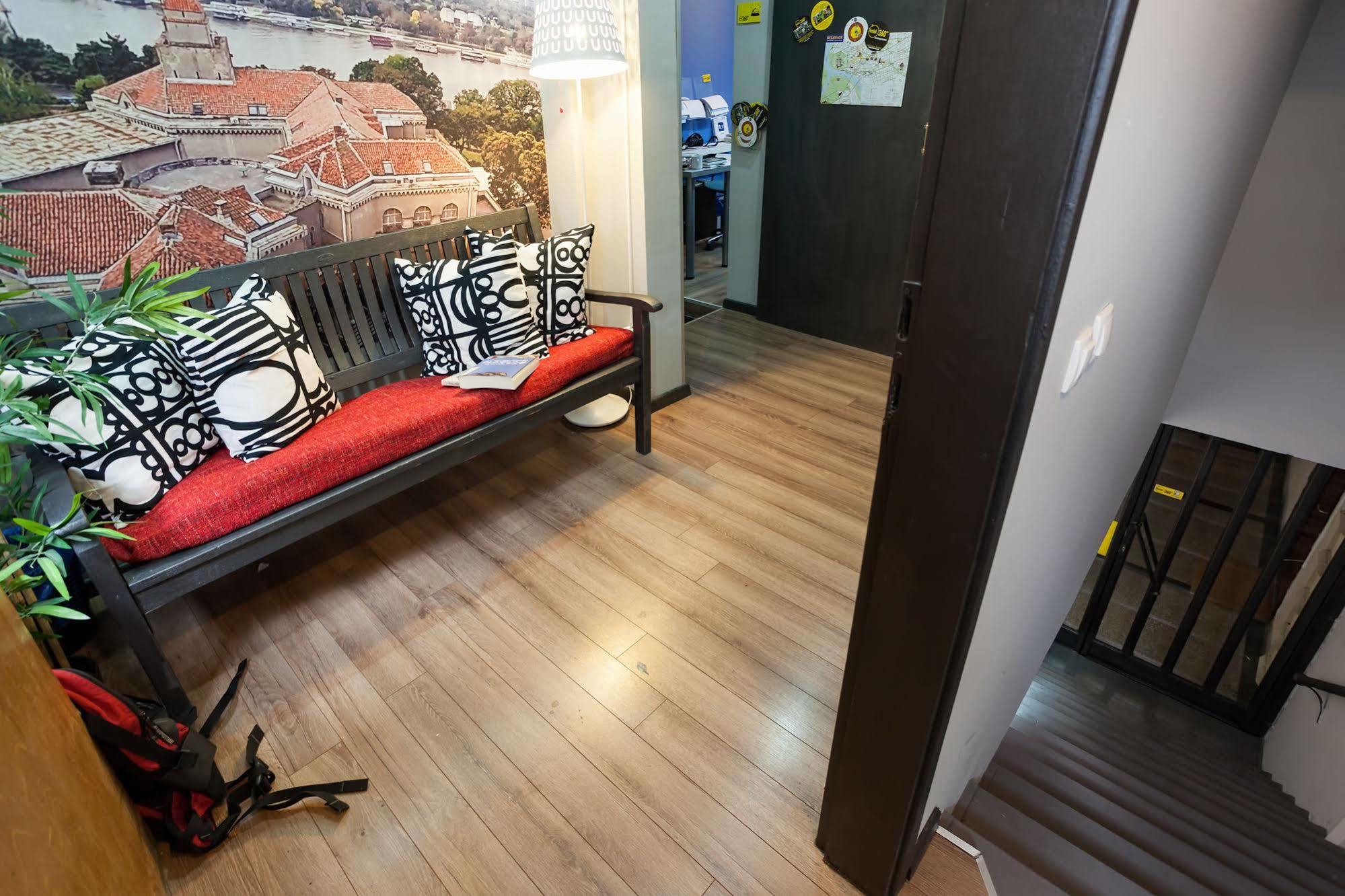 Hostel Bed&Coffee 360° Beograd Ngoại thất bức ảnh
